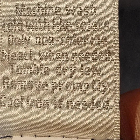 LC Lauren Conrad Navy & Polka Dot Sleeveless Pleated Neckline Blouse Size Medium - Picture 8 of 8